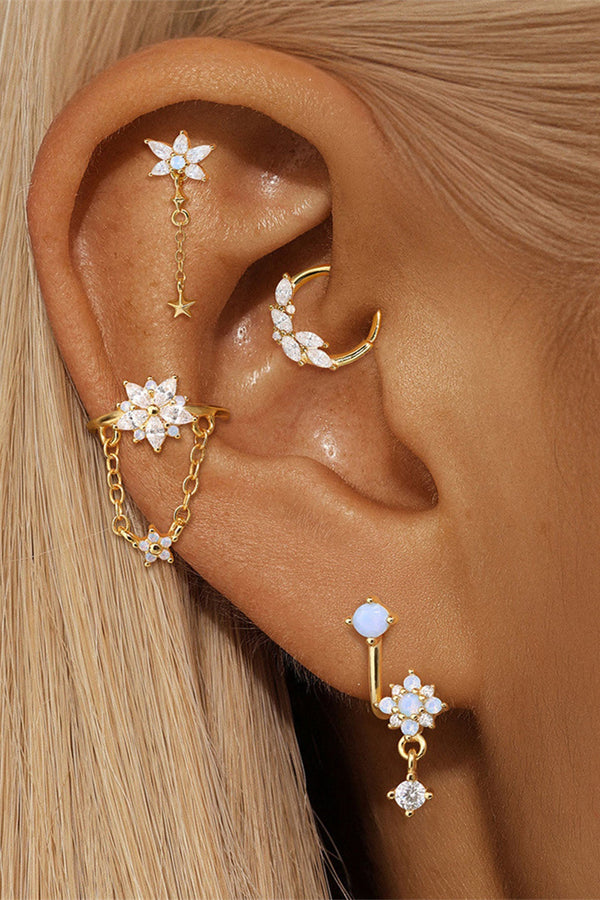 Johanne – Goldene Ohrringe mit feiner Silhouette.