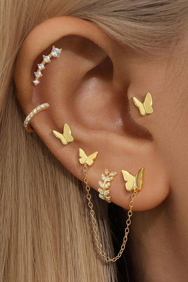 Carla-Marie – Goldene Ohrringe mit sanftem Schwung.