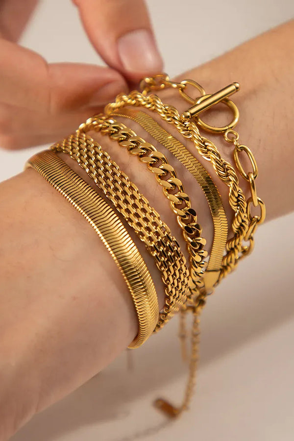 Theresa – Goldarmband mit doppeltem Ketteneffekt.