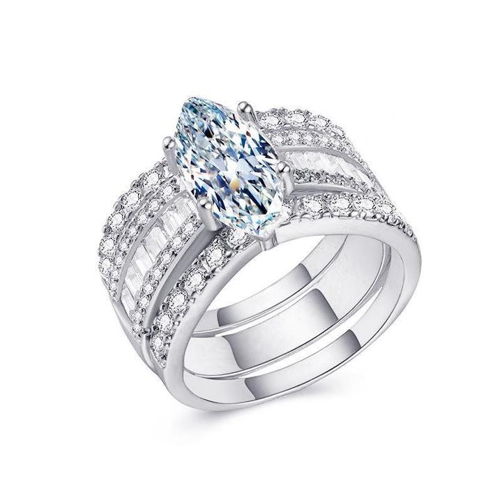 Verena – Diamantring-Set mit goldenen Akzenten.