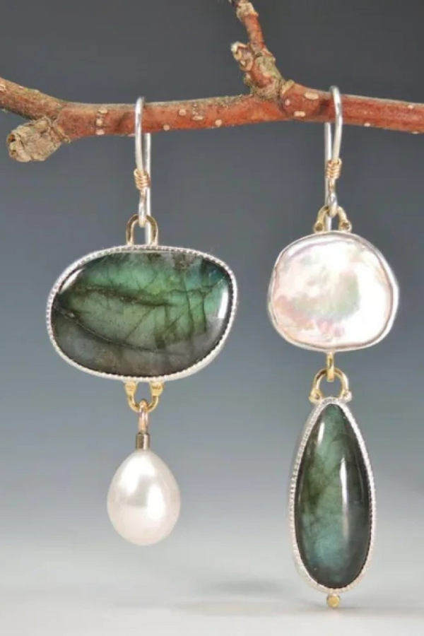 Agnes – Silberne Ohrringe mit strukturierter Oberfläche.