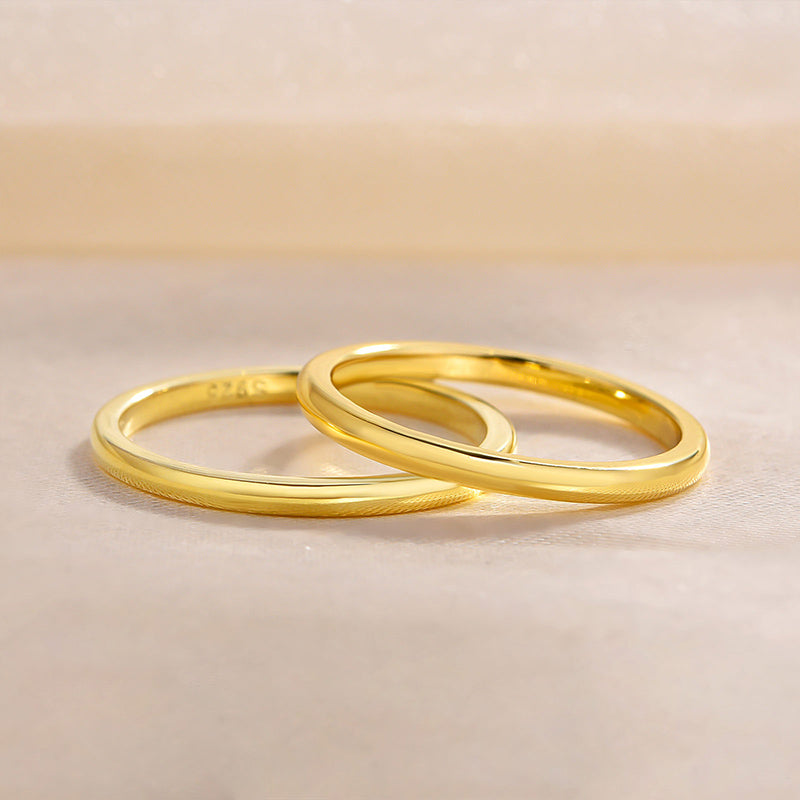 Leonie – Diamantring mit drei funkelnden Reihen.