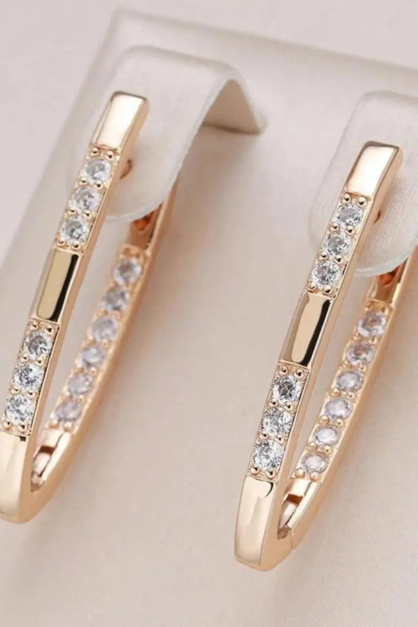 Elegante Ohrringe mit Zirkonia-Steinen