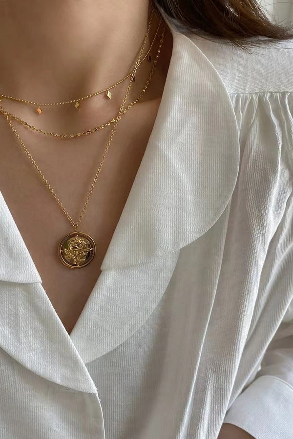 Helene – Dezente Goldkette mit geometrischem Charme.