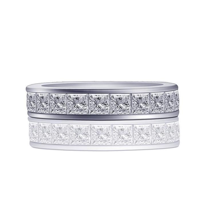 Maren – Silberner Diamantring mit schmalem Band.