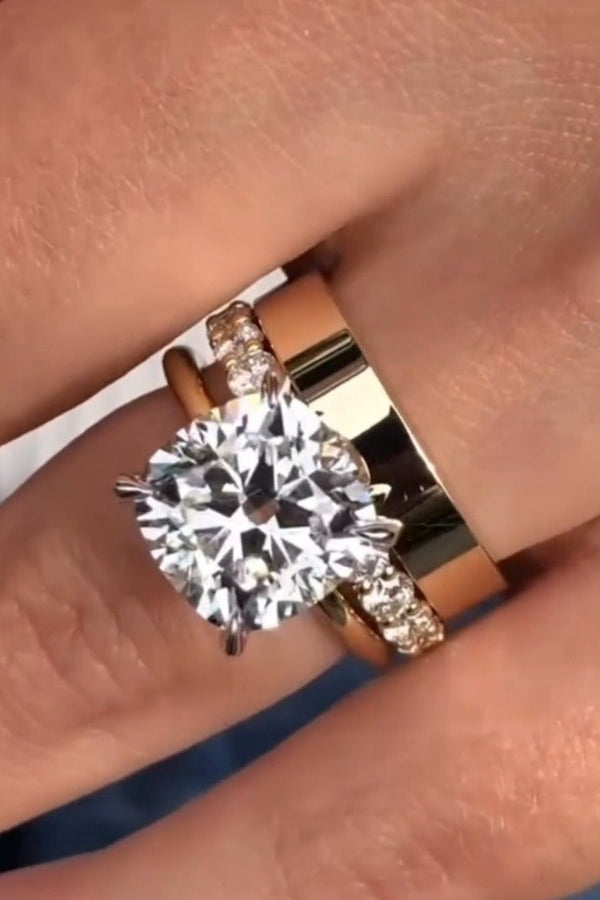 Elisa – Diamantring mit klassischer Solitärfassung.