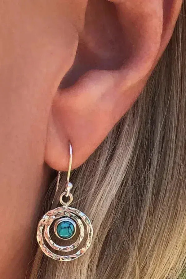 Anna-Sophie - Boho Saturn Ohrringe mit Türkisstein in Silber und Gold