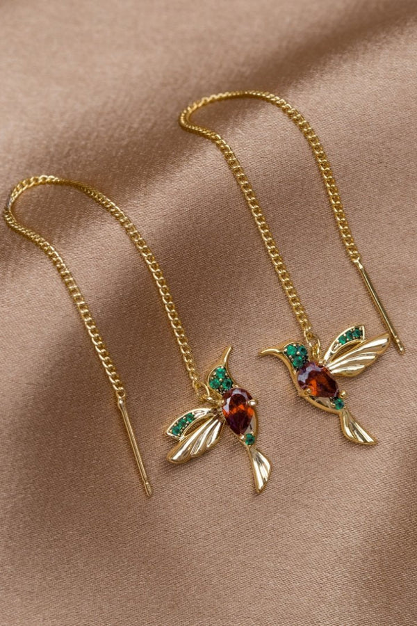 Stefanie – Goldene Creolen mit zartem Anhänger.