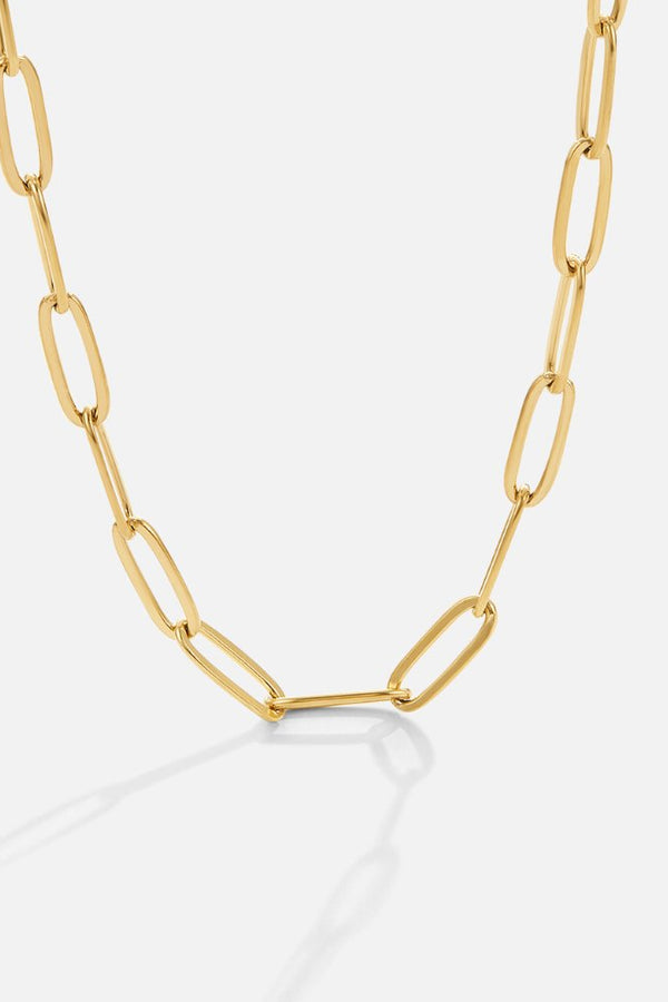 Eva – Kurze Kette mit Gliederstruktur.