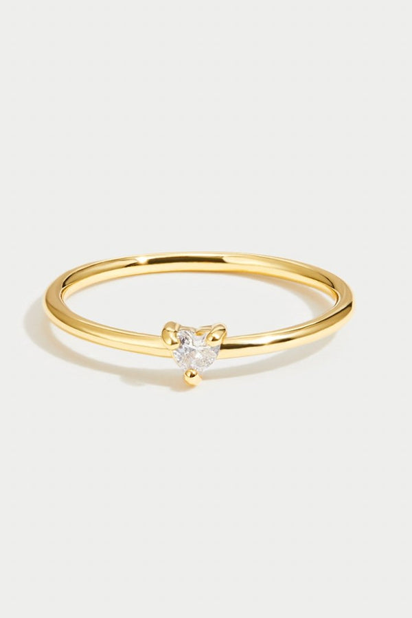 Leonie – Schlichter Goldring mit glatter Oberfläche.