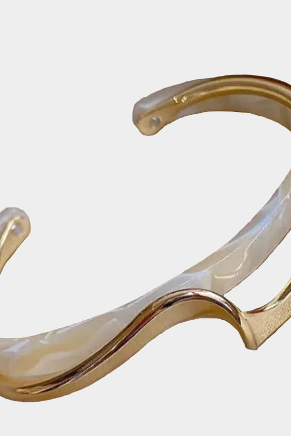 Weißer Opal Elegantes Goldenes Armband