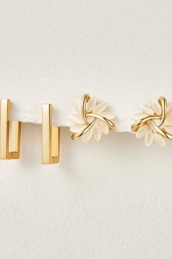 Carlotta – Goldene Ohrstecker mit geometrischem Mix.